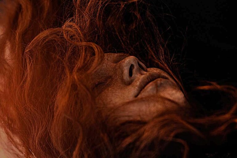 Decoding the Spiritual Meanings of Black Cars in Dreams