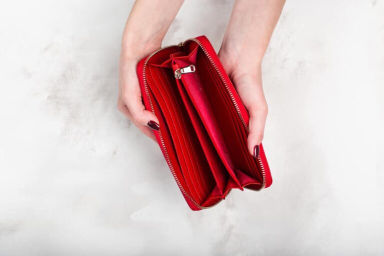 Biblical Meaning of Purse in a Dream