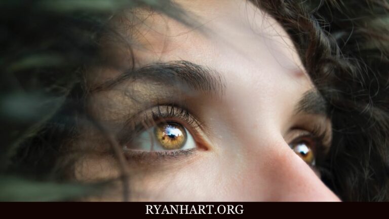 Biblical Meaning of Right Eye Twitching